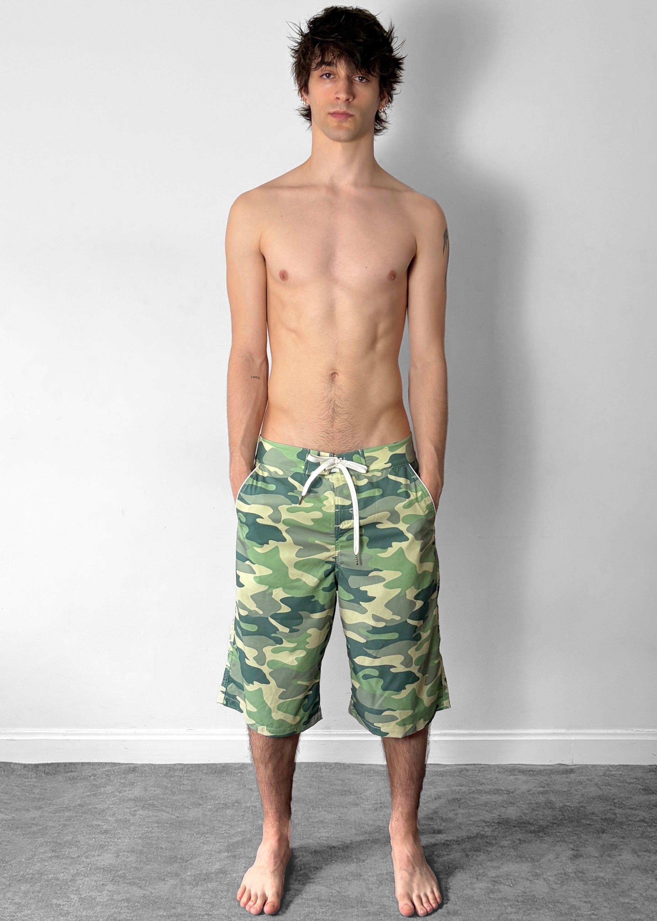 SANTA CRUZ - CAMO